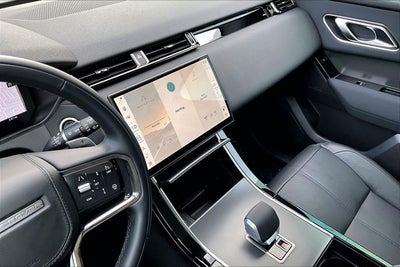 2025 Land Rover Range Rover Velar Dynamic SE