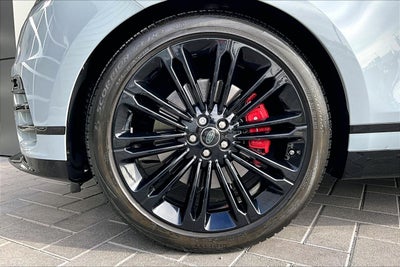 2025 Land Rover Range Rover Velar Dynamic SE