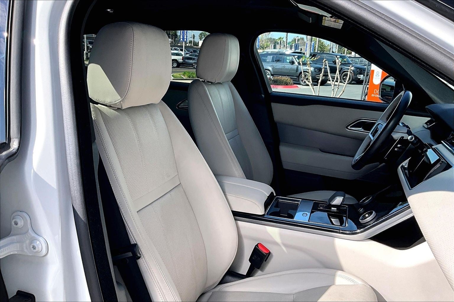 2022 Land Rover Range Rover Velar P250 R-Dynamic S