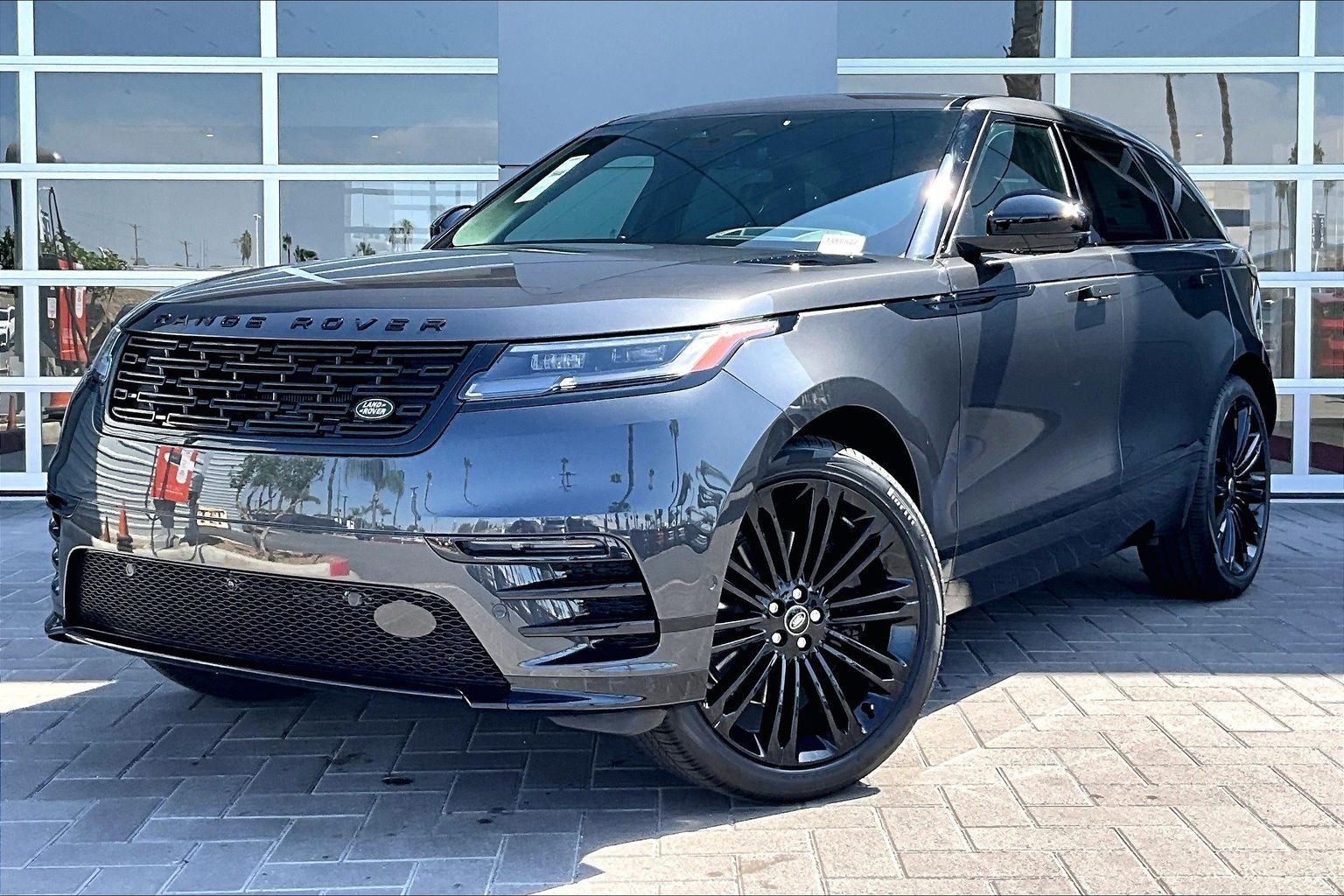 2026 Land Rover Range Rover Velar Belgravia Edition