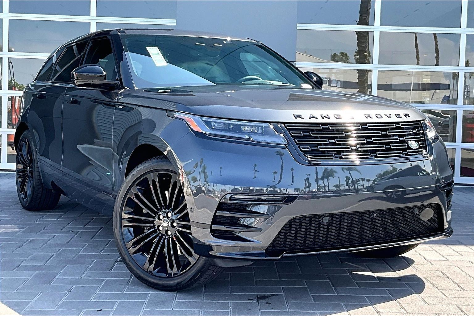 2026 Land Rover Range Rover Velar Belgravia Edition