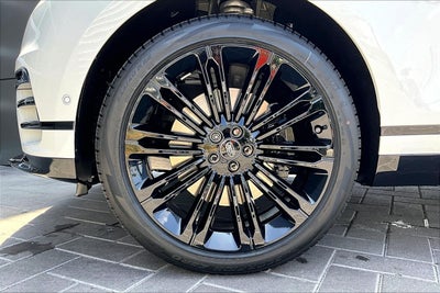 2026 Land Rover Range Rover Velar Belgravia Edition