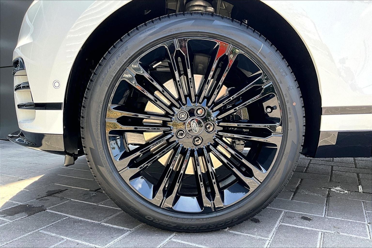2026 Land Rover Range Rover Velar Belgravia Edition
