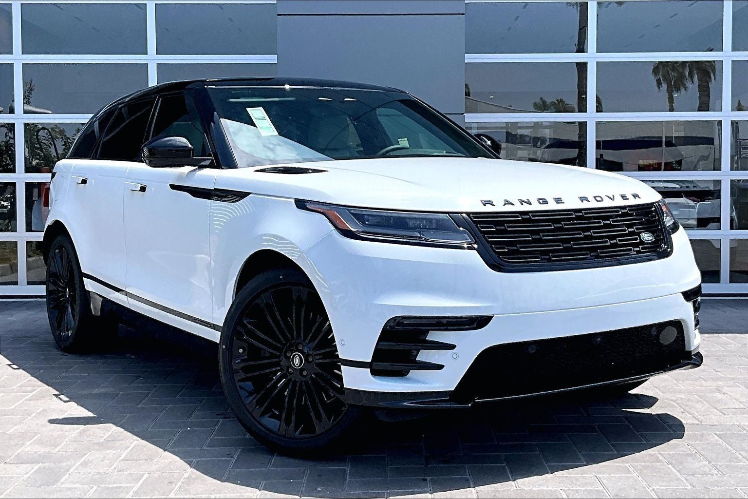 2026 Land Rover Range Rover Velar Belgravia Edition