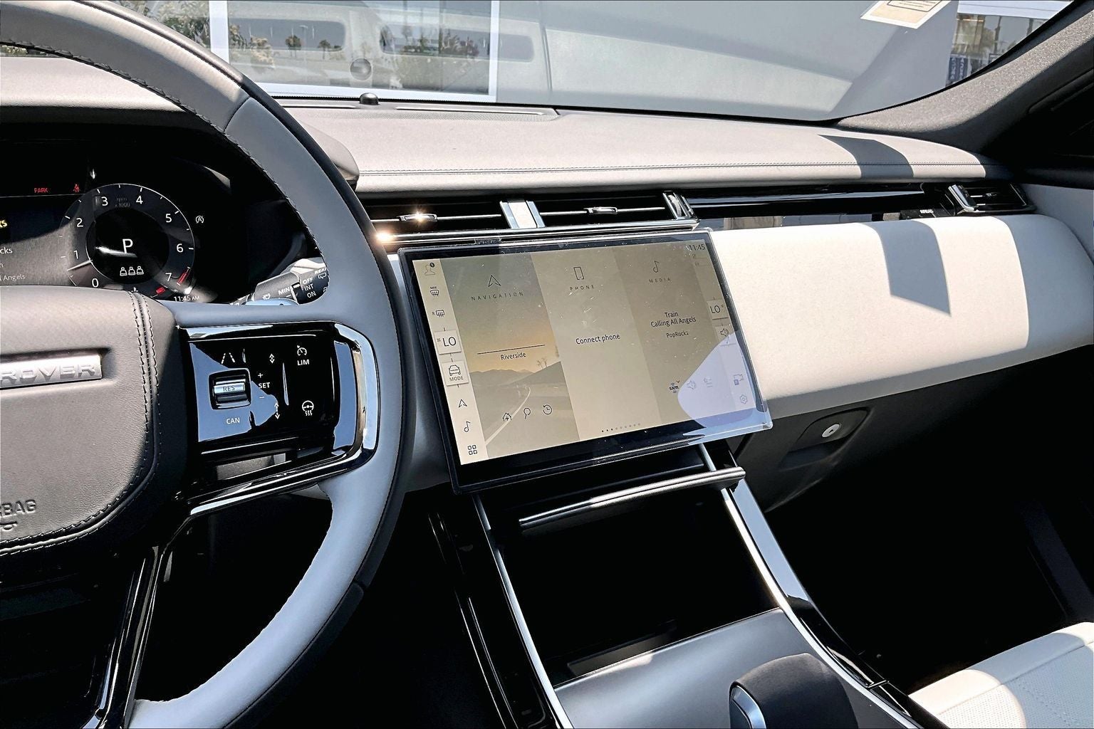 2026 Land Rover Range Rover Velar Belgravia Edition