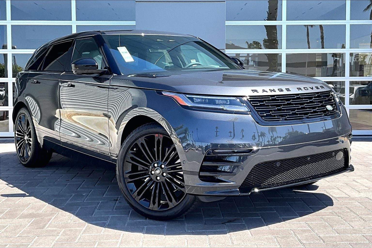 2026 Land Rover Range Rover Velar Belgravia Edition