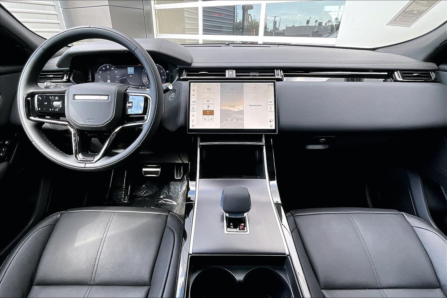 2026 Land Rover Range Rover Velar Belgravia Edition
