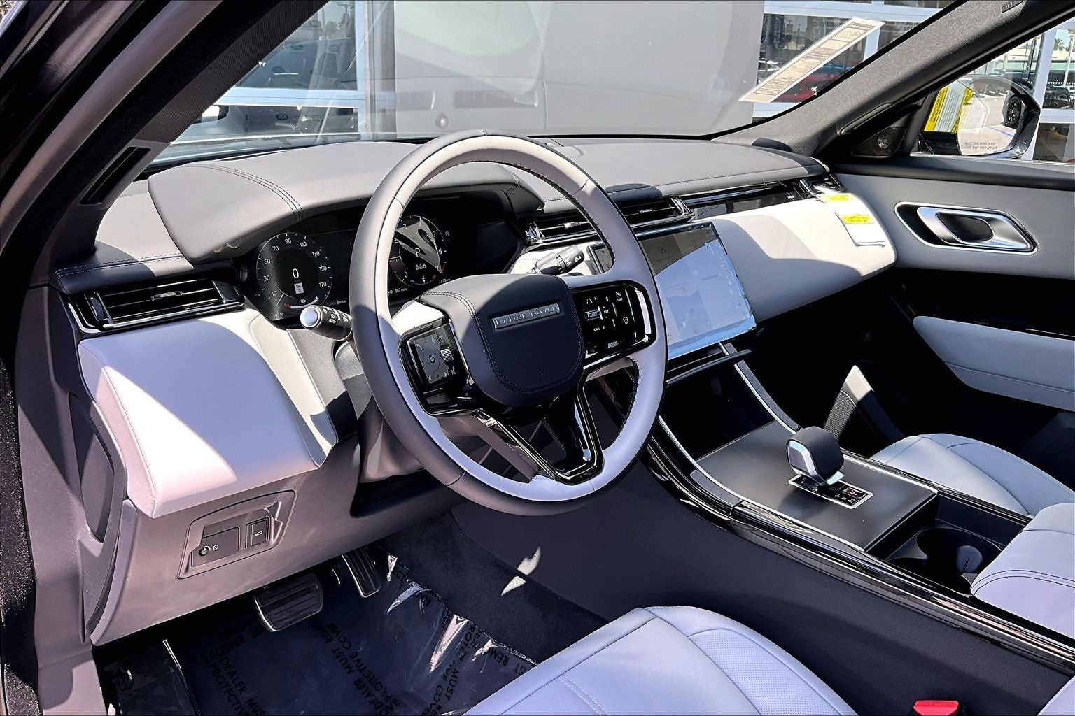 2026 Land Rover Range Rover Velar Belgravia Edition