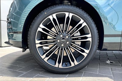 2026 Land Rover Range Rover Velar Belgravia Edition