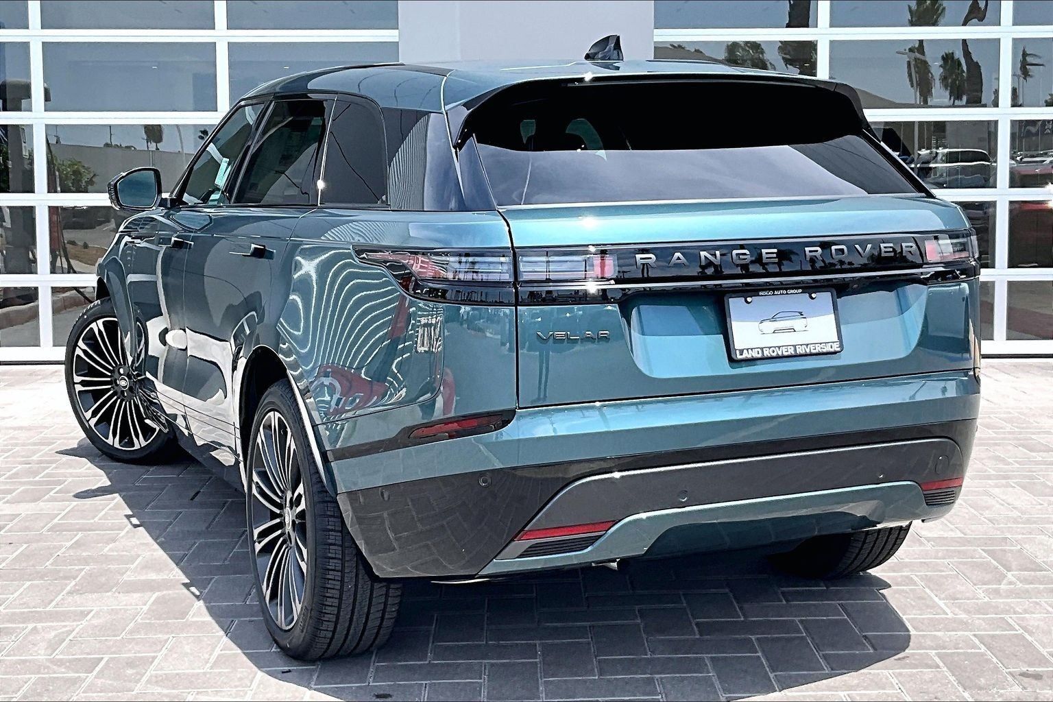 2026 Land Rover Range Rover Velar Belgravia Edition