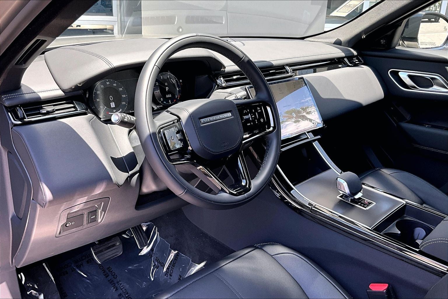 2026 Land Rover Range Rover Velar Belgravia Edition