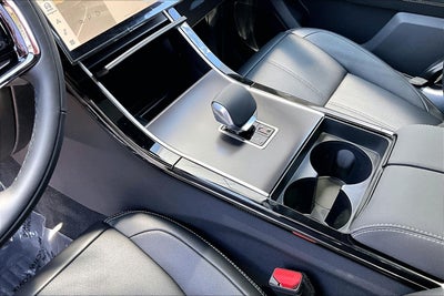 2026 Land Rover Range Rover Velar Belgravia Edition