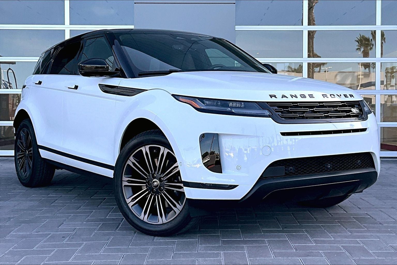 2026 Land Rover Range Rover Evoque S