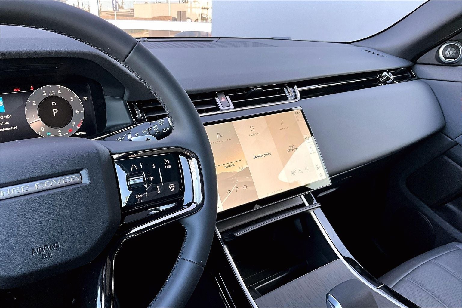 2026 Land Rover Range Rover Evoque S