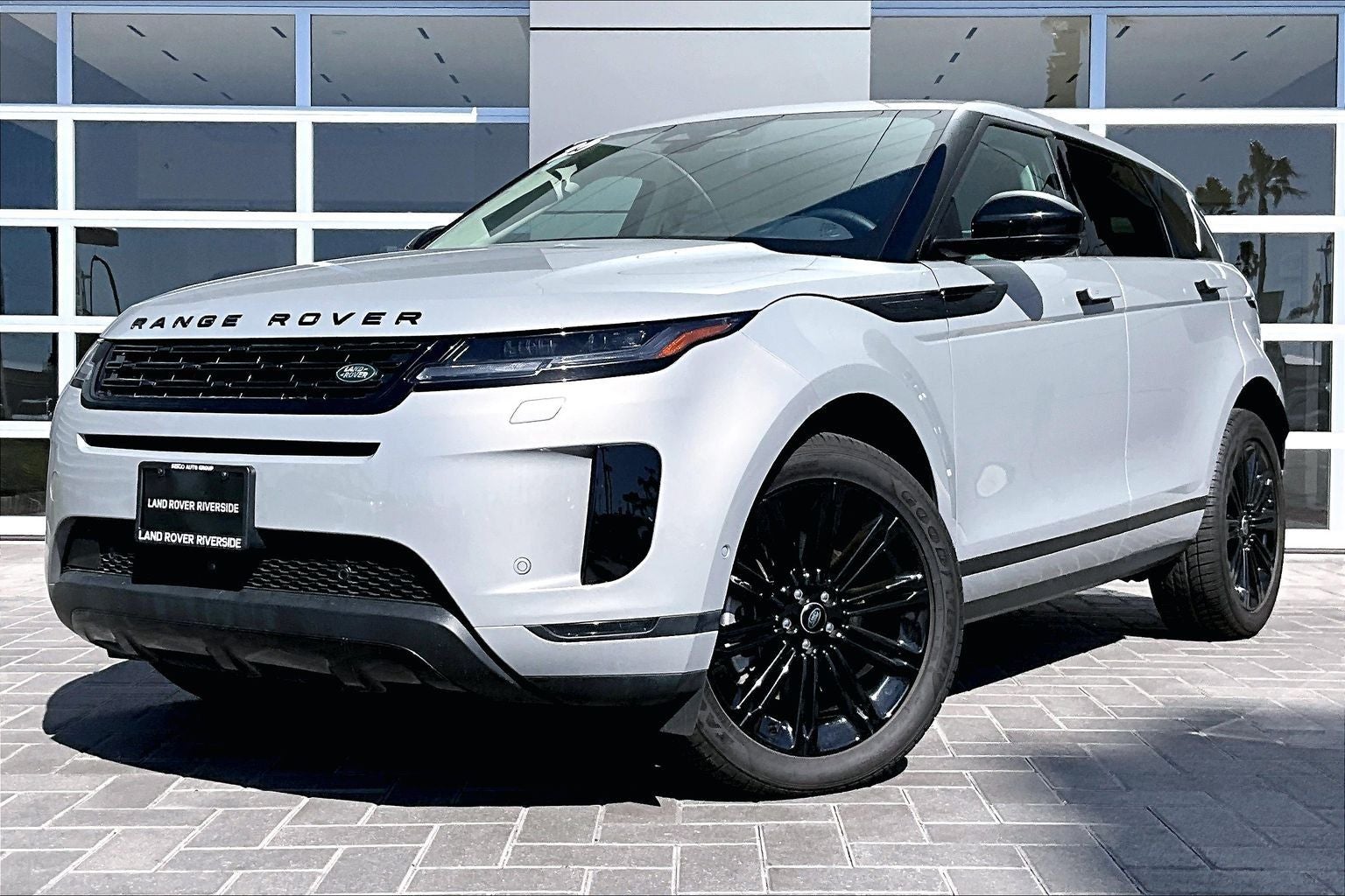 2025 Land Rover Range Rover Evoque S