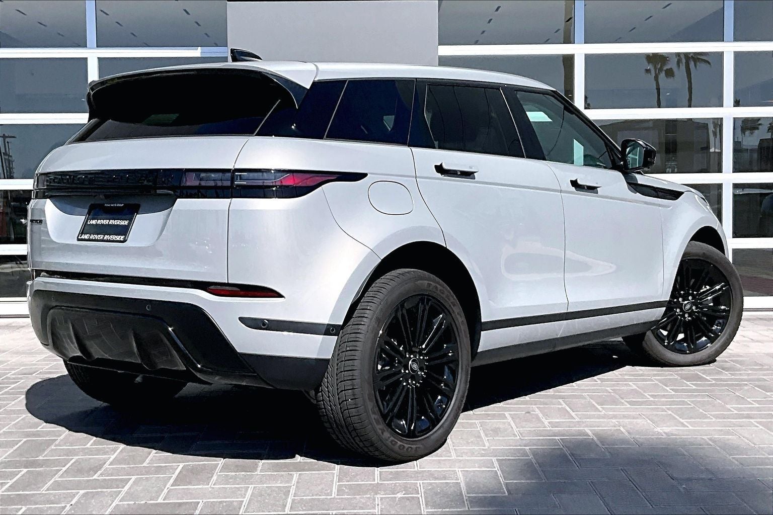 2025 Land Rover Range Rover Evoque S