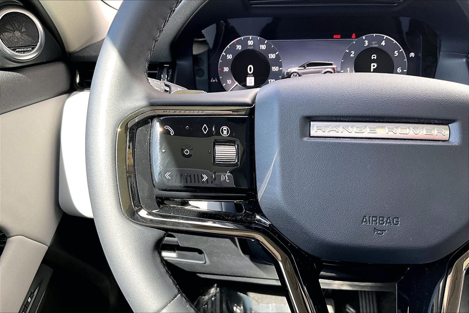 2025 Land Rover Range Rover Evoque S