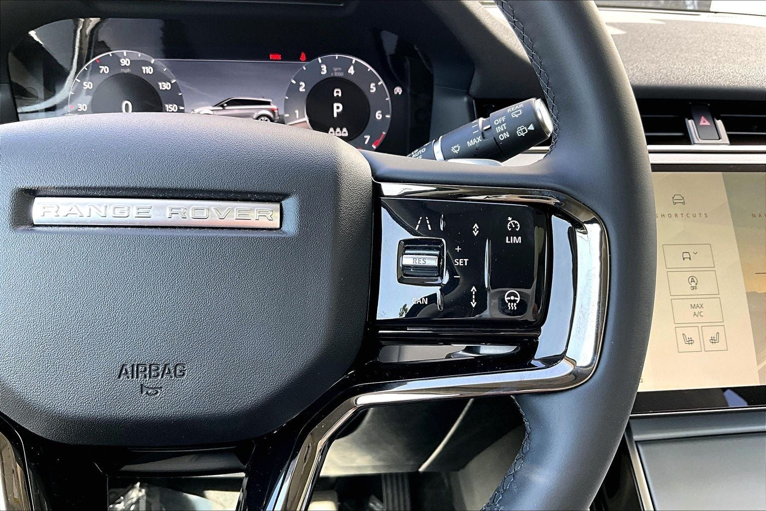 2025 Land Rover Range Rover Evoque S