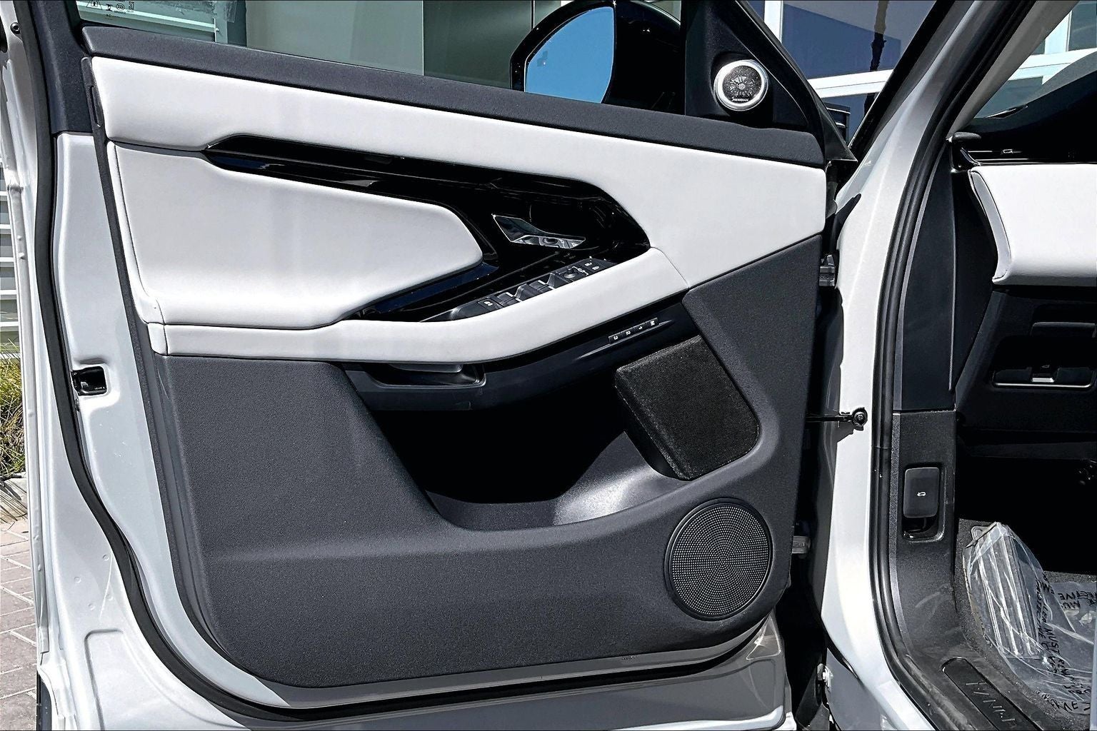 2025 Land Rover Range Rover Evoque S