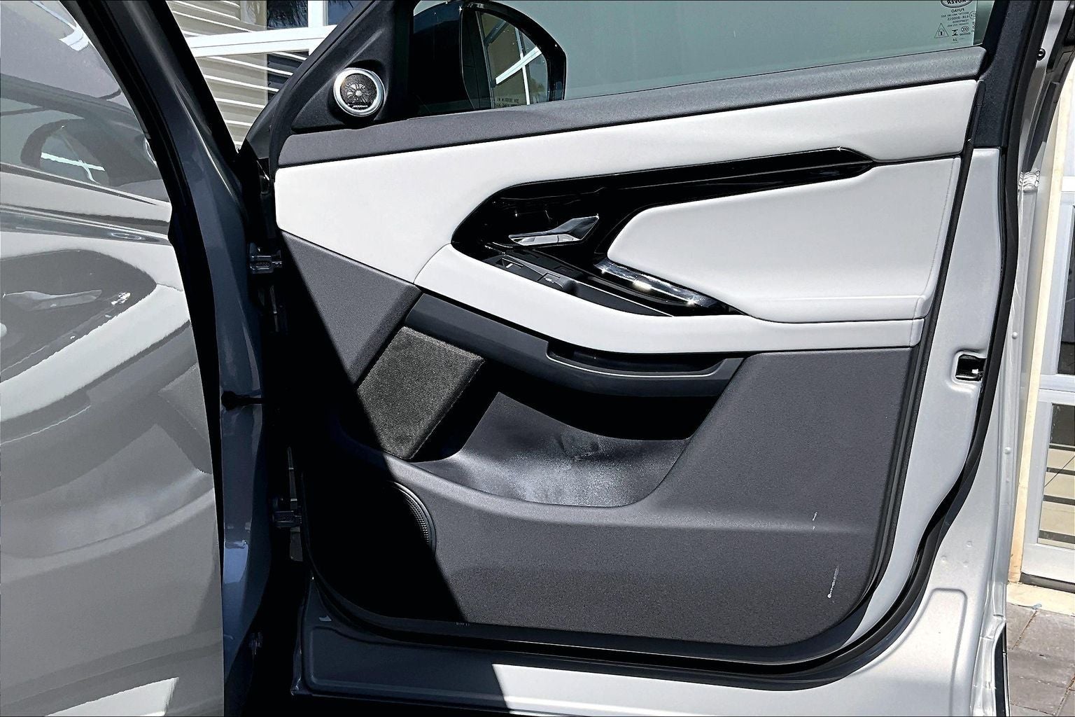 2025 Land Rover Range Rover Evoque S