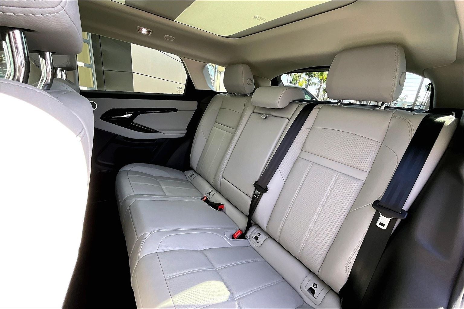 2025 Land Rover Range Rover Evoque S