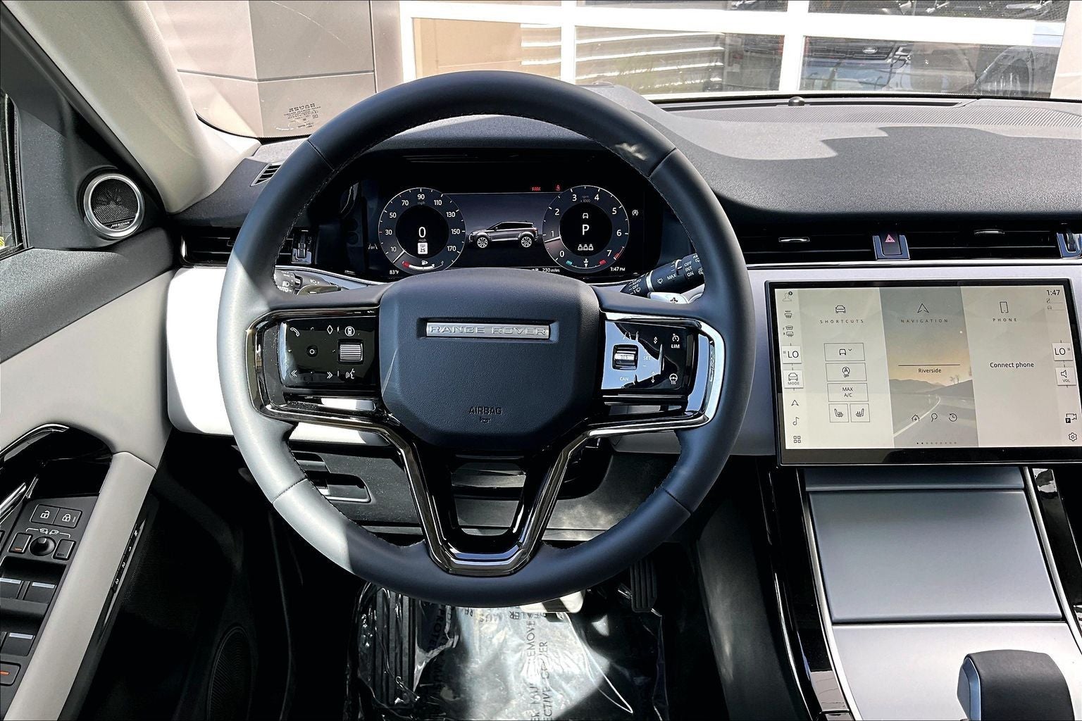 2025 Land Rover Range Rover Evoque S