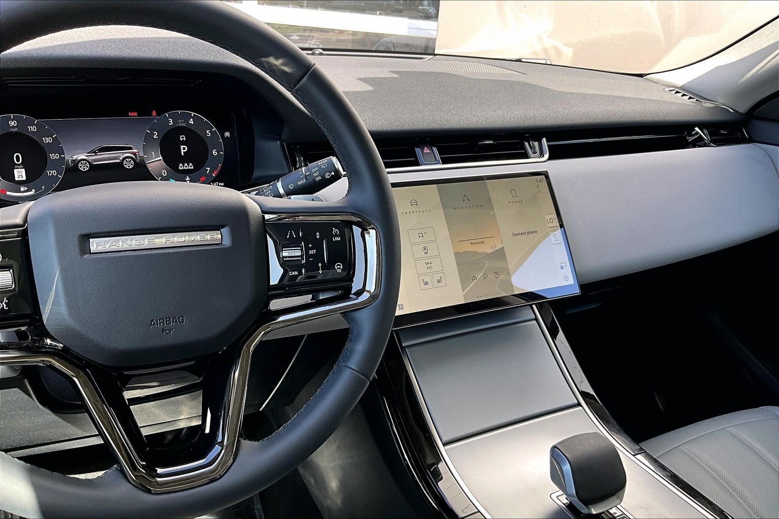 2025 Land Rover Range Rover Evoque S