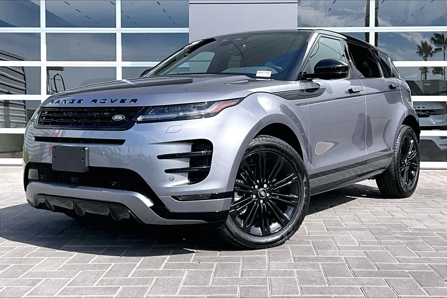 2025 Land Rover Range Rover Evoque Dynamic