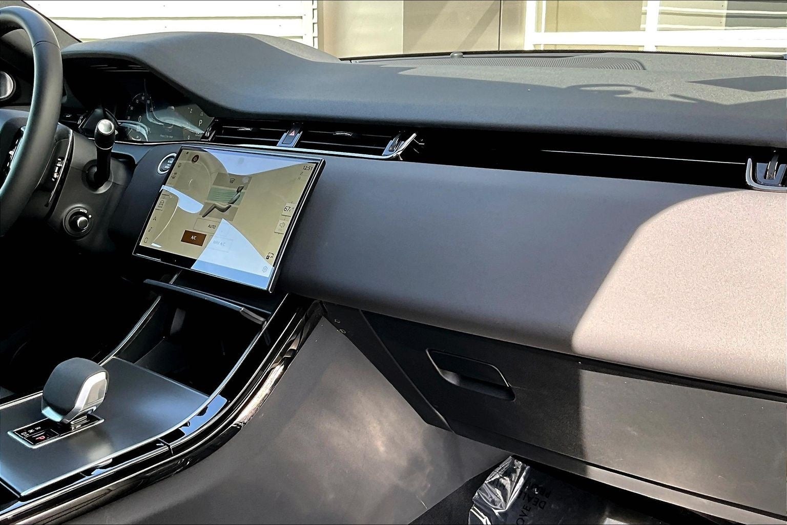 2025 Land Rover Range Rover Evoque Dynamic