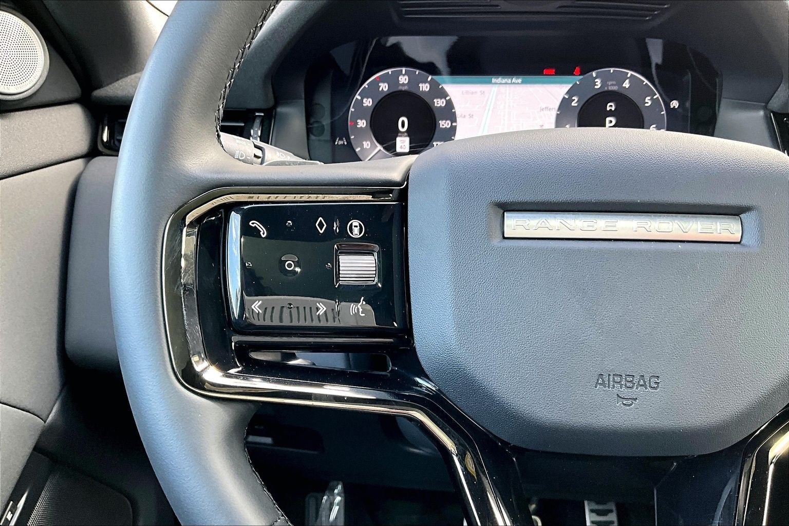 2025 Land Rover Range Rover Evoque Dynamic