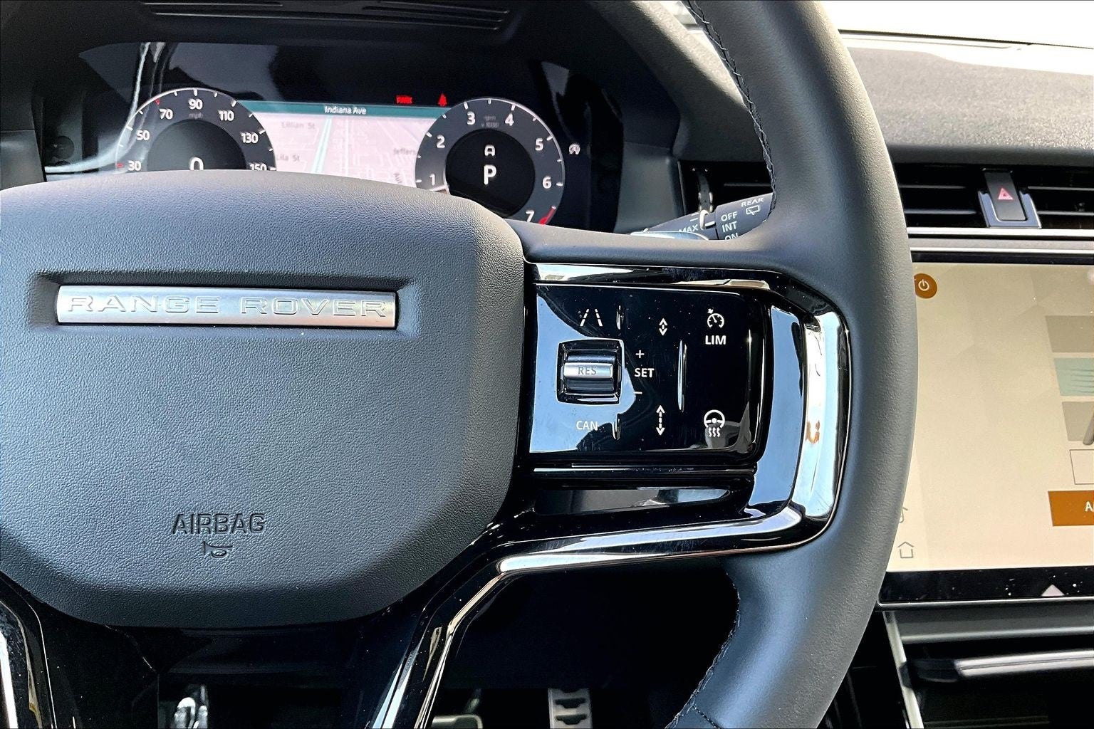 2025 Land Rover Range Rover Evoque Dynamic