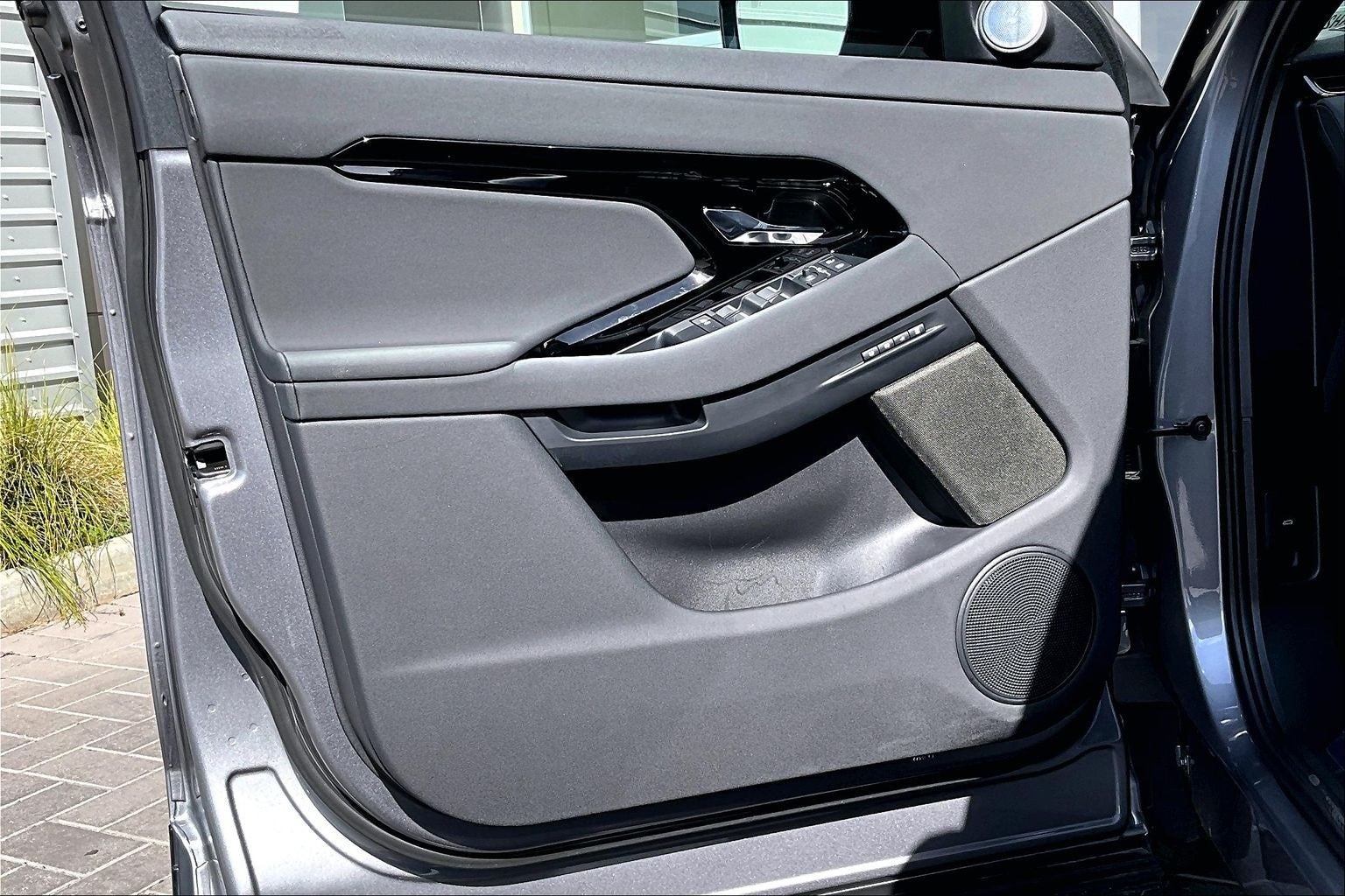 2025 Land Rover Range Rover Evoque Dynamic