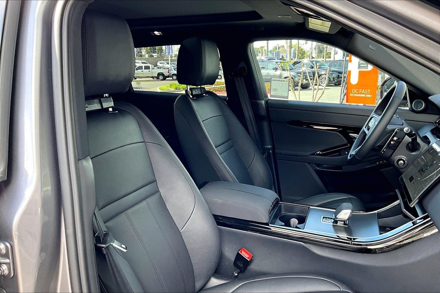 2025 Land Rover Range Rover Evoque Dynamic