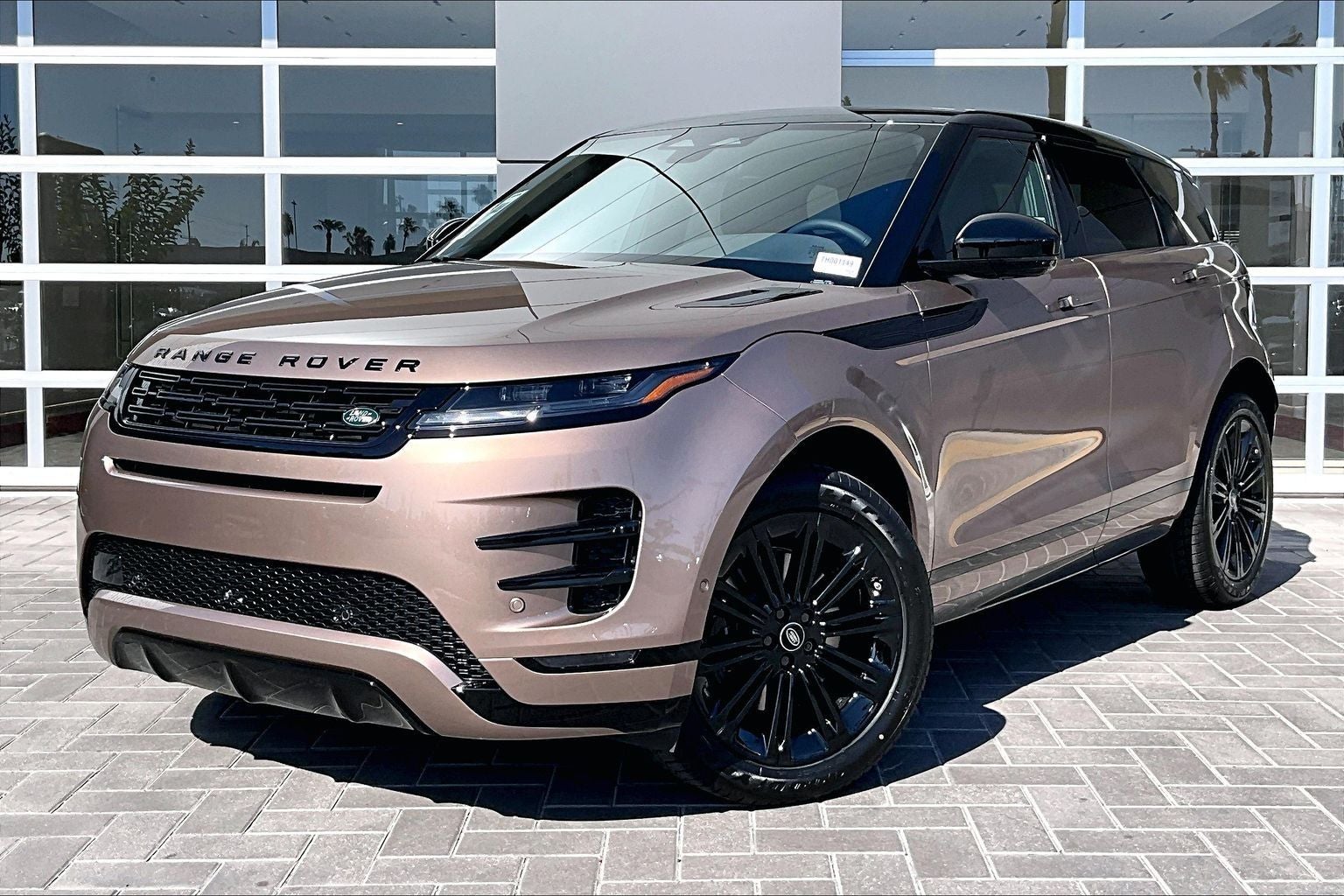 2026 Land Rover Range Rover Evoque Dynamic