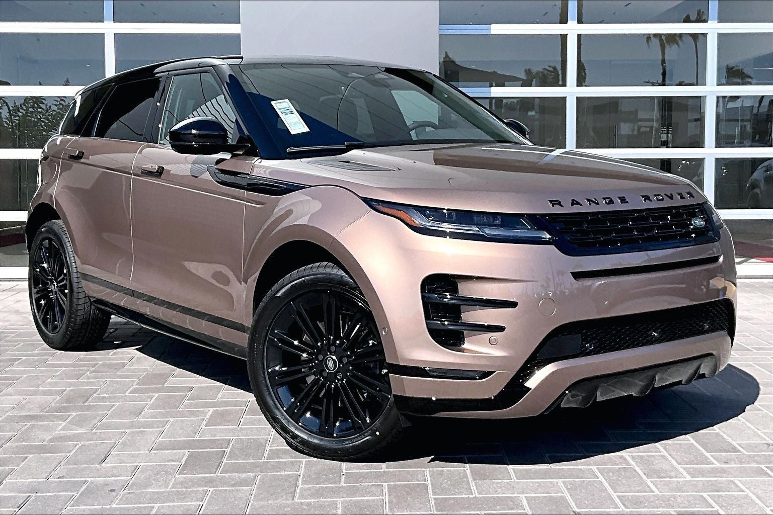 2026 Land Rover Range Rover Evoque Dynamic
