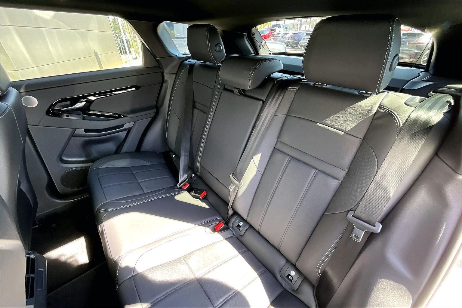 2026 Land Rover Range Rover Evoque Hoxton Edition