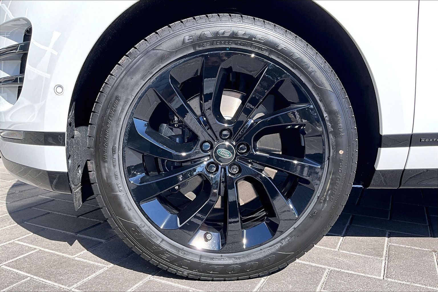 2026 Land Rover Range Rover Evoque Hoxton Edition