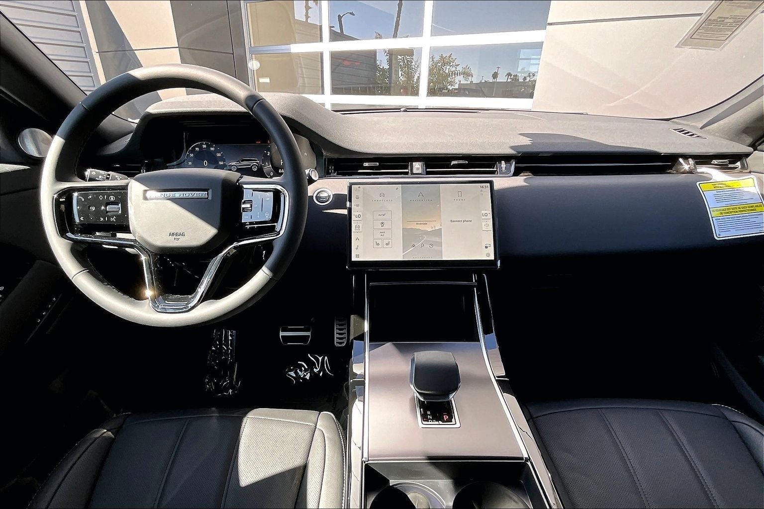 2026 Land Rover Range Rover Evoque Hoxton Edition