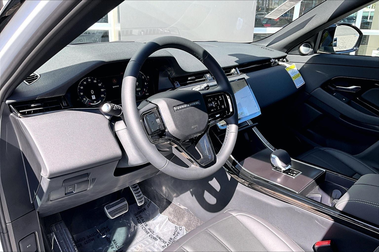 2026 Land Rover Range Rover Evoque Hoxton Edition