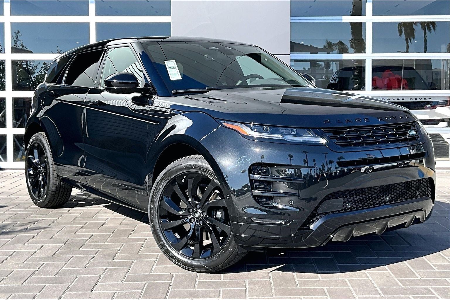 2026 Land Rover Range Rover Evoque Hoxton