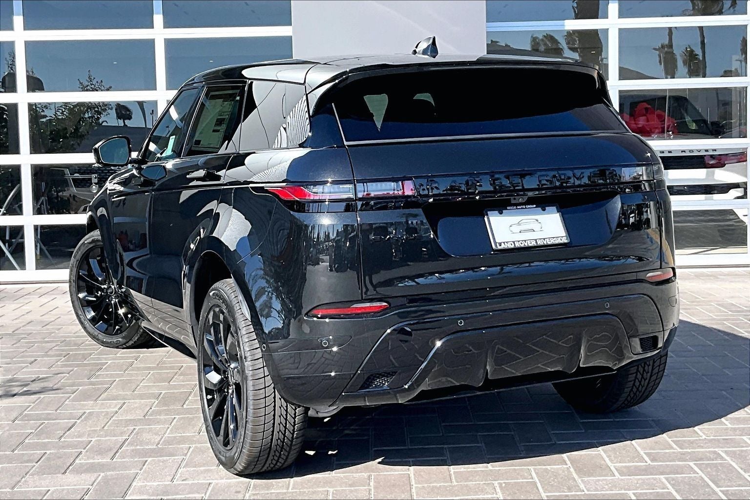 2026 Land Rover Range Rover Evoque Hoxton