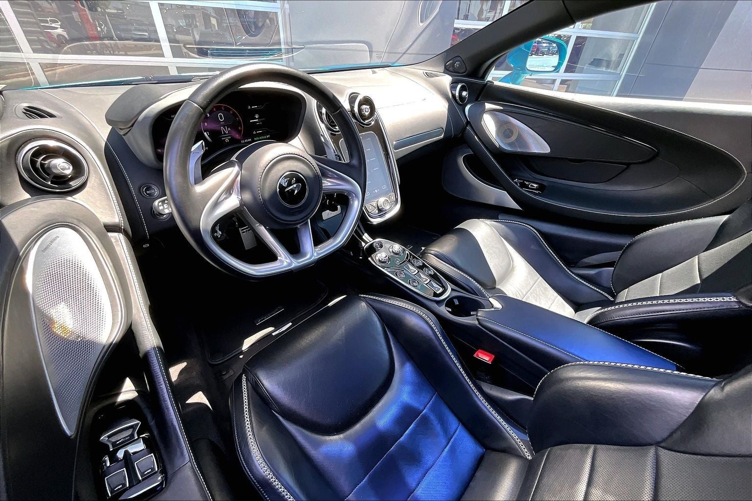 2021 McLaren GT Base