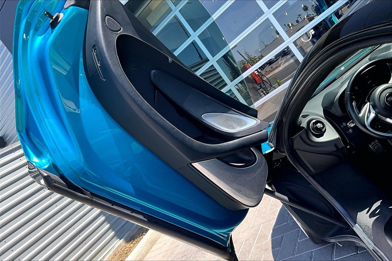 2021 McLaren GT Base