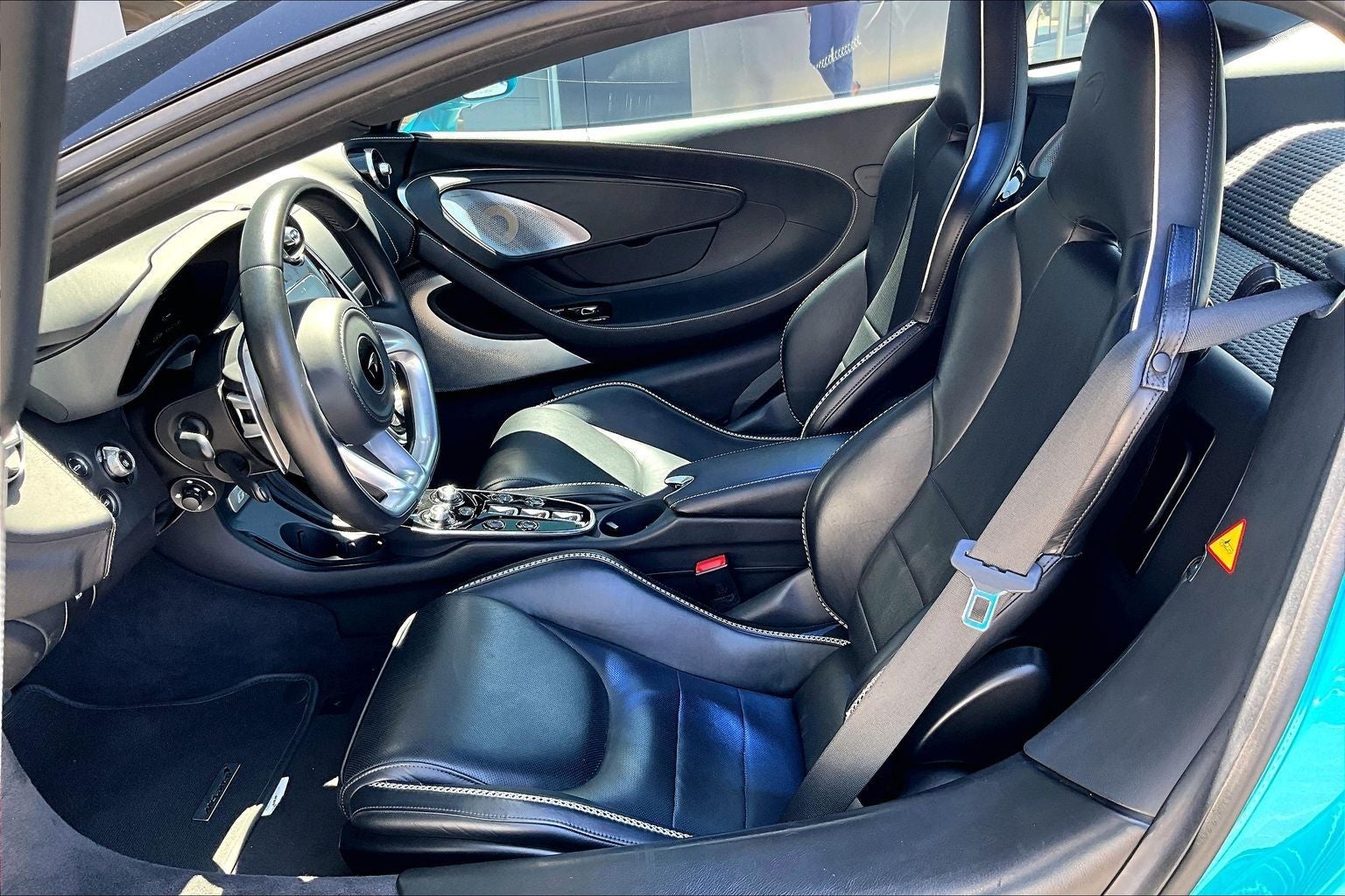 2021 McLaren GT Base