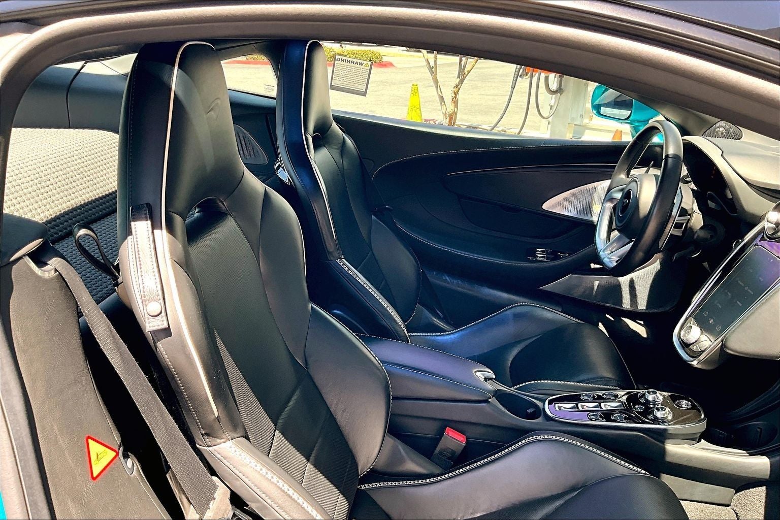 2021 McLaren GT Base