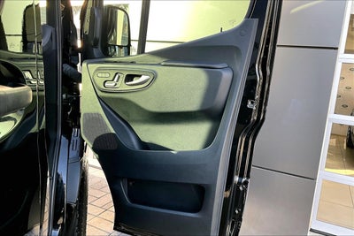 2024 Mercedes-Benz Sprinter 2500 Passenger 144 WB