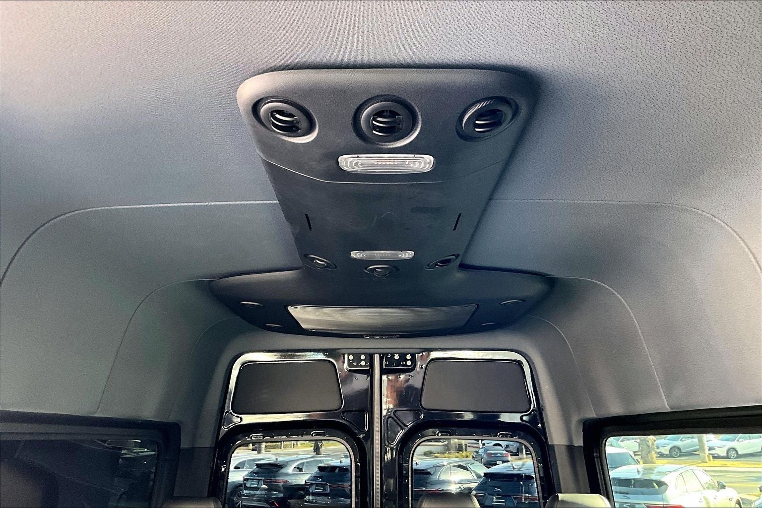 2024 Mercedes-Benz Sprinter 2500 Passenger 144 WB