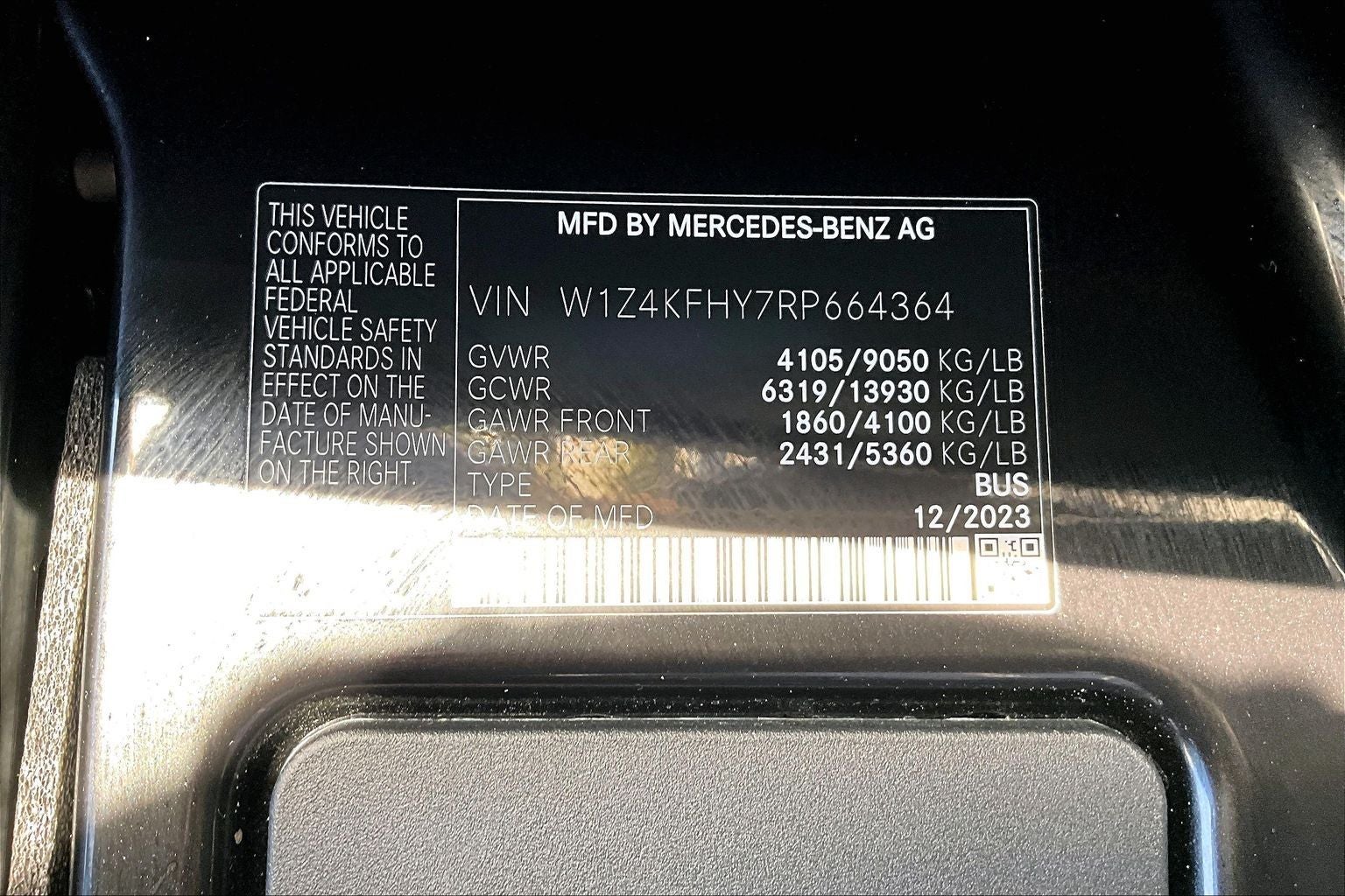 2024 Mercedes-Benz Sprinter 2500 Passenger 144 WB