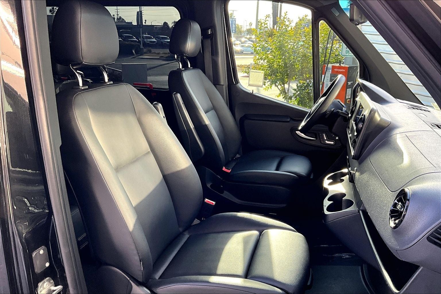 2024 Mercedes-Benz Sprinter 2500 Passenger 144 WB