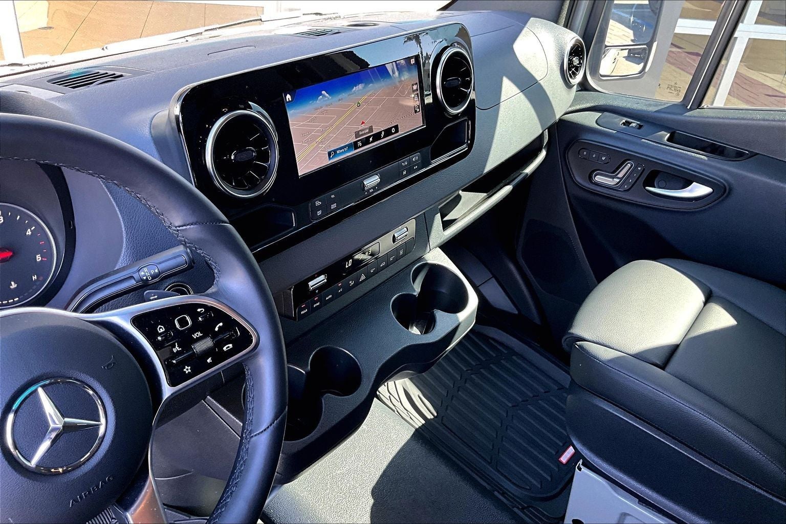 2024 Mercedes-Benz Sprinter 2500 Passenger 144 WB 144 WB